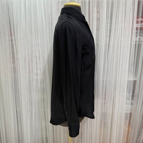 J.Crew Women’s Black Silk Long Sleeve Button Front Blouse Size 2 Minimalist - Picture 4 of 13